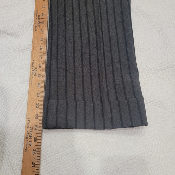 Michael Kors wide leg cropped trousers. - Picture 11 of 11